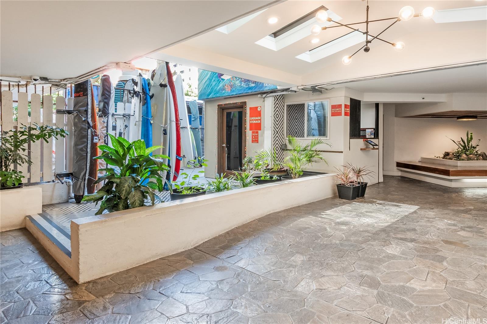 Kuhio Village 2 condo # 208A, Honolulu, Hawaii - photo 9 of 14