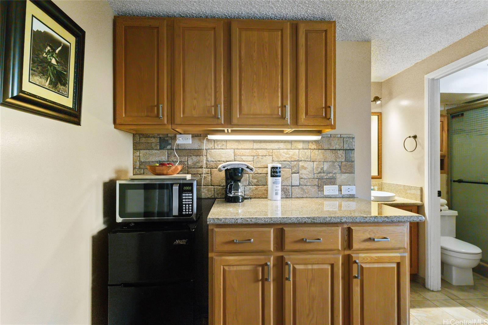 Kuhio Village 2 condo # 410A, Honolulu, Hawaii - photo 8 of 14