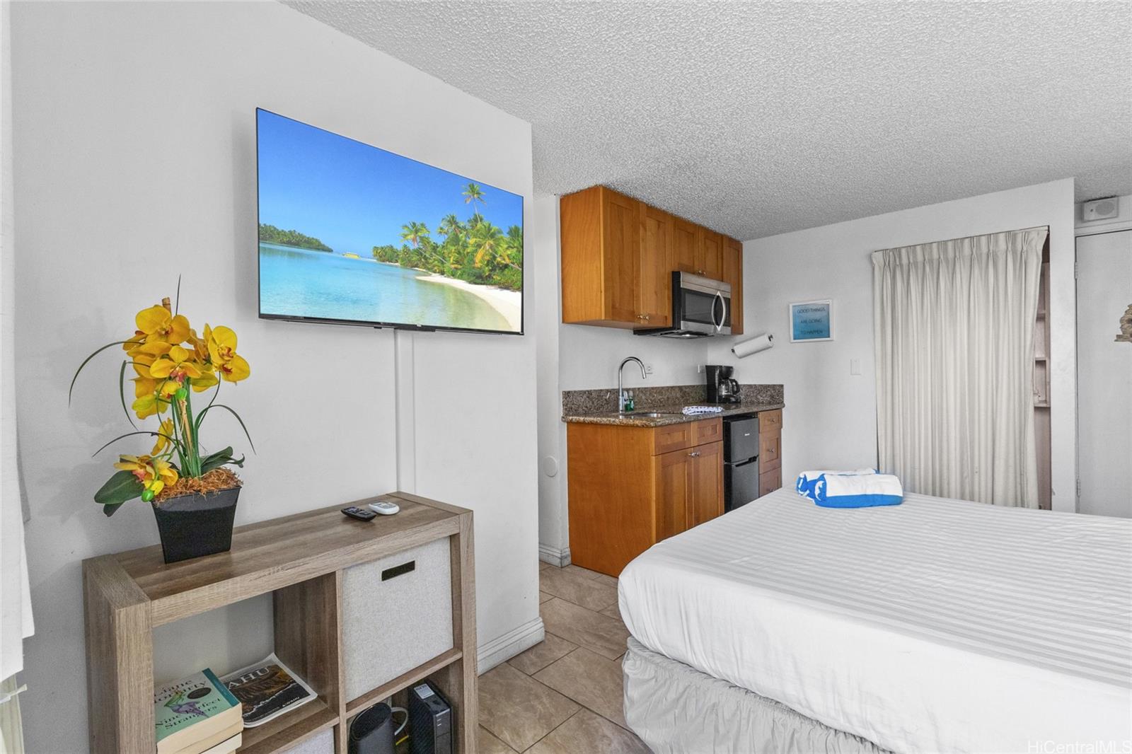 Kuhio Village 2 condo # 502A, Honolulu, Hawaii - photo 6 of 16