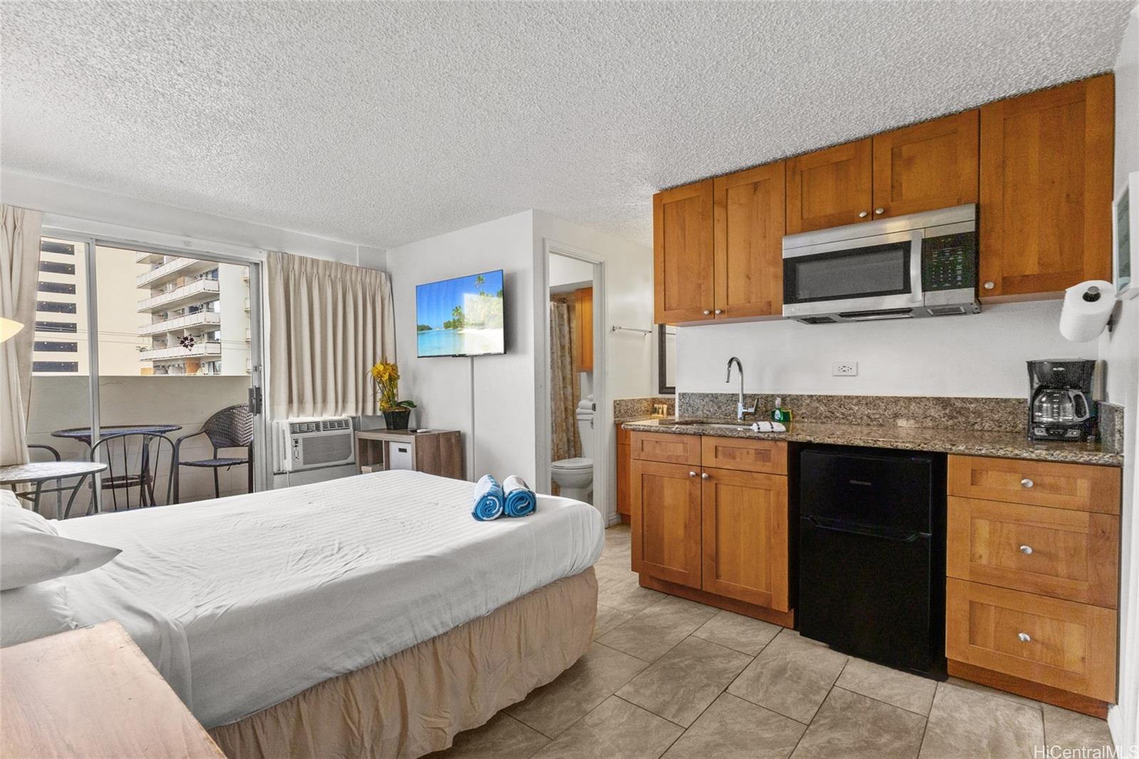 Kuhio Village 2 condo # 502A, Honolulu, Hawaii - photo 8 of 16