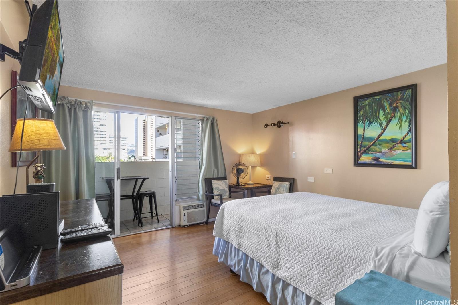 Kuhio Village 2 condo # 505A, Honolulu, Hawaii - photo 21 of 25