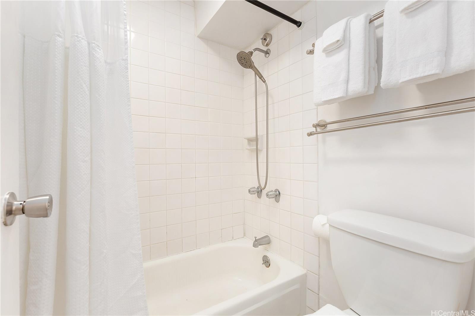 Kuhio Village 2 condo # 506A, Honolulu, Hawaii - photo 15 of 23