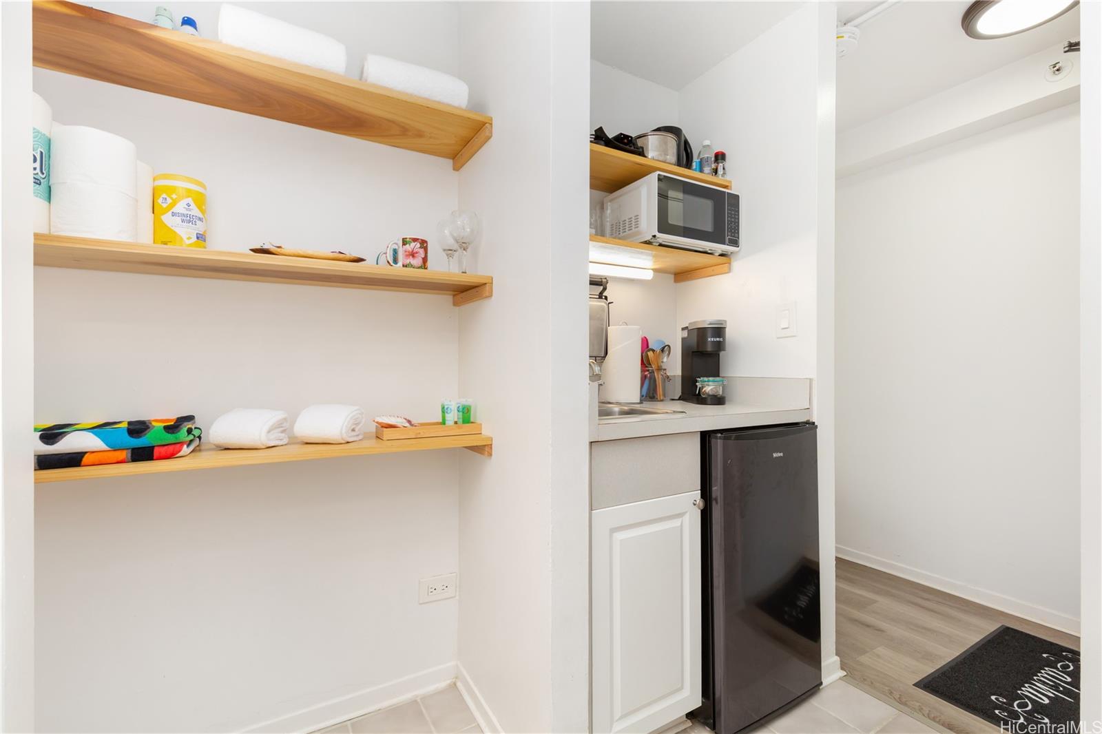 Kuhio Village 2 condo # 506A, Honolulu, Hawaii - photo 10 of 23