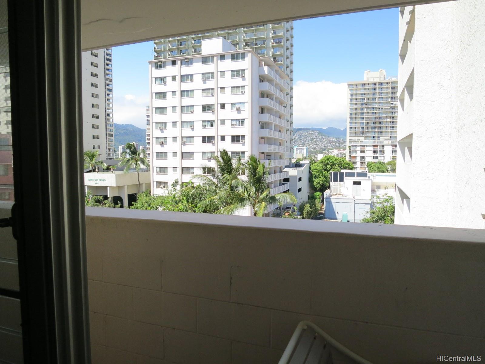 Kuhio Village 2 condo # 606A, Honolulu, Hawaii - photo 5 of 11