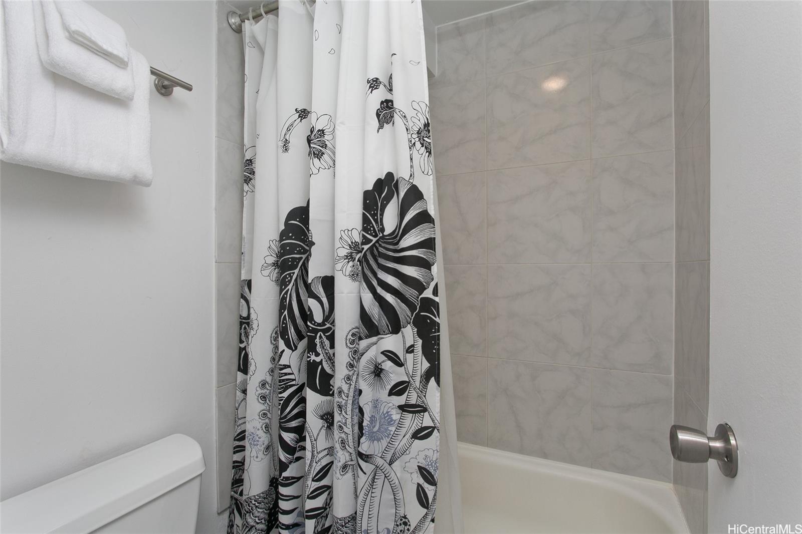 Kuhio Village 2 condo # 805A, Honolulu, Hawaii - photo 7 of 10