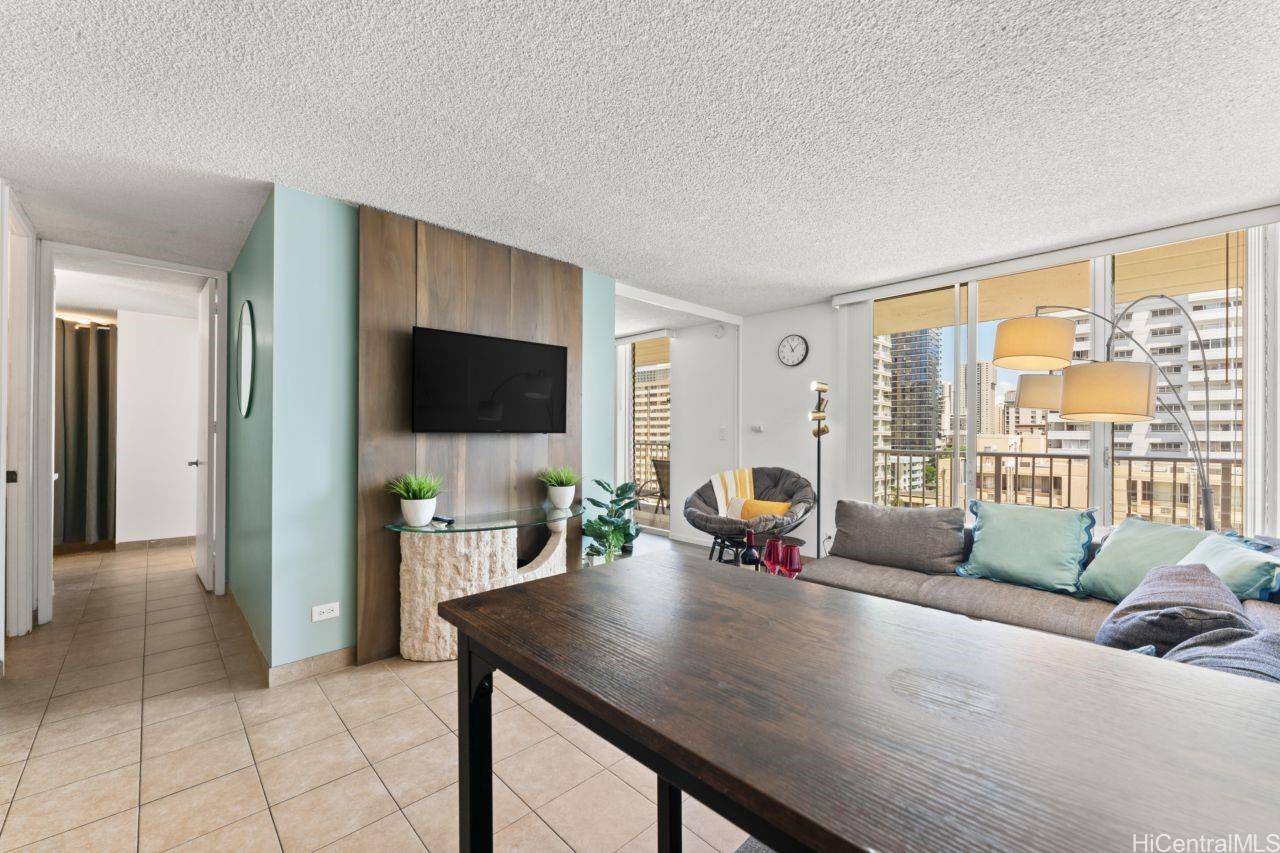 Waikiki Lanais condo # 1101, Honolulu, Hawaii - photo 3 of 25