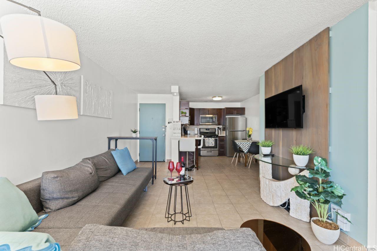 Waikiki Lanais condo # 1101, Honolulu, Hawaii - photo 4 of 25