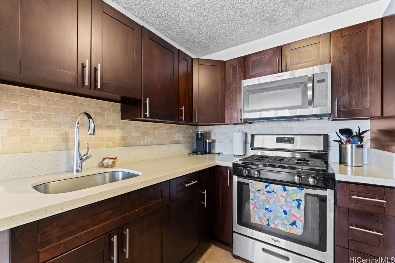 Waikiki Lanais condo # 1101, Honolulu, Hawaii - photo 7 of 25