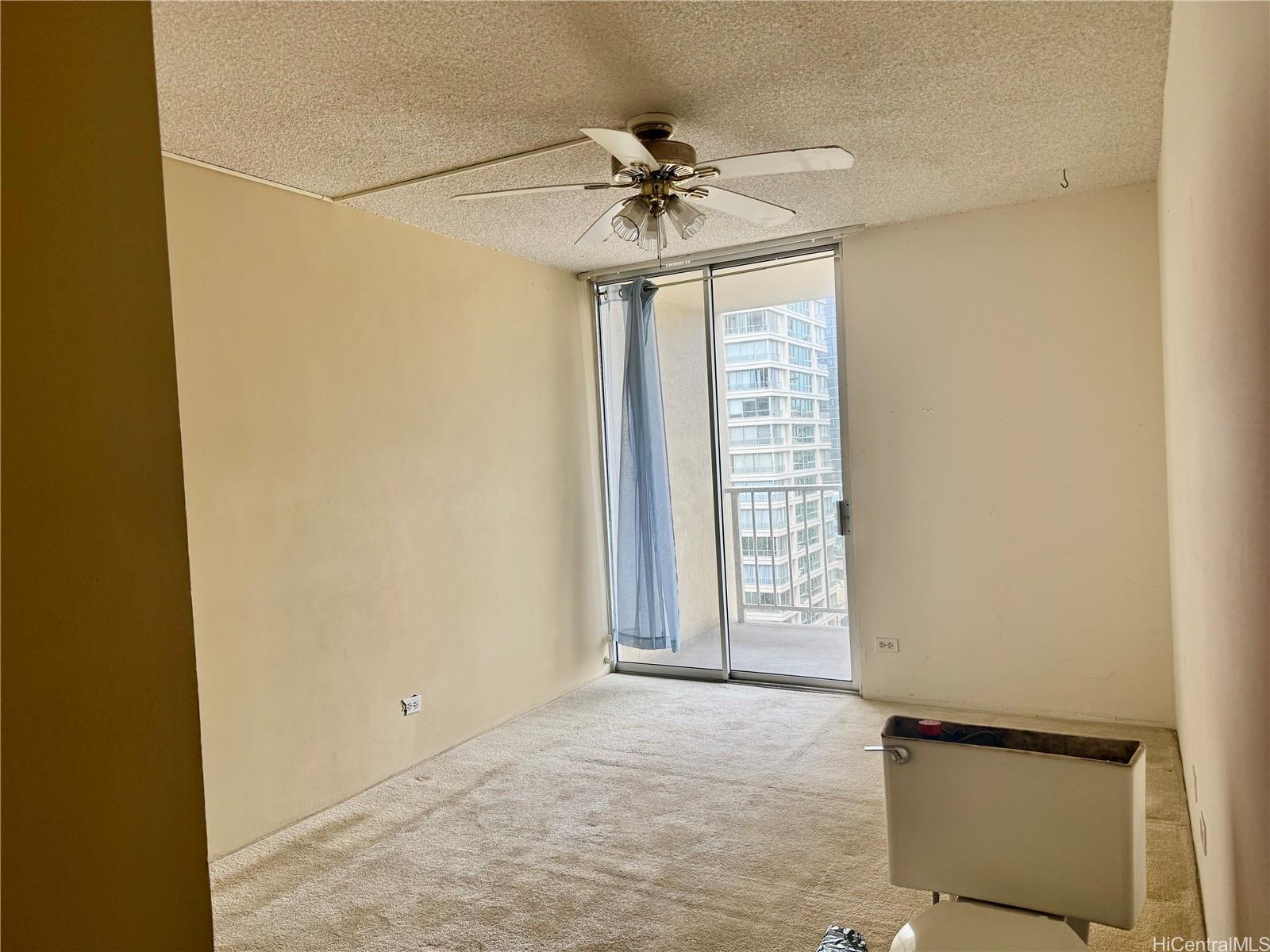 Waikiki Lanais condo # 1201, Honolulu, Hawaii - photo 5 of 21