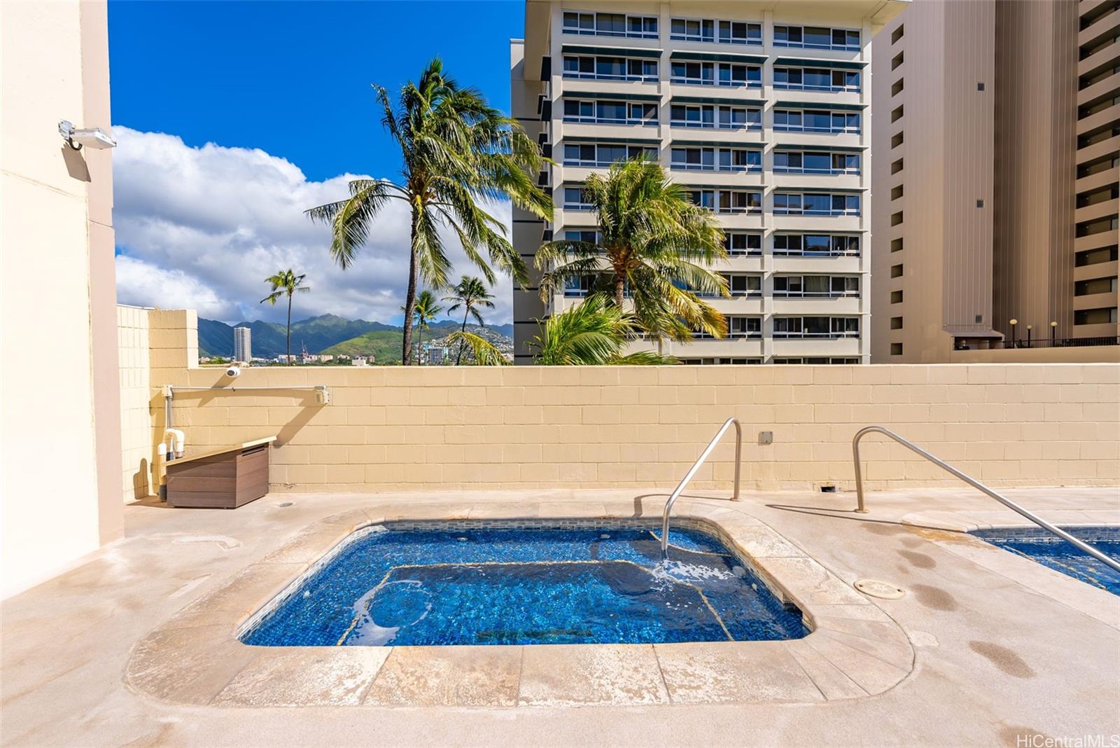 Waikiki Lanais condo # 1404, Honolulu, Hawaii - photo 14 of 20