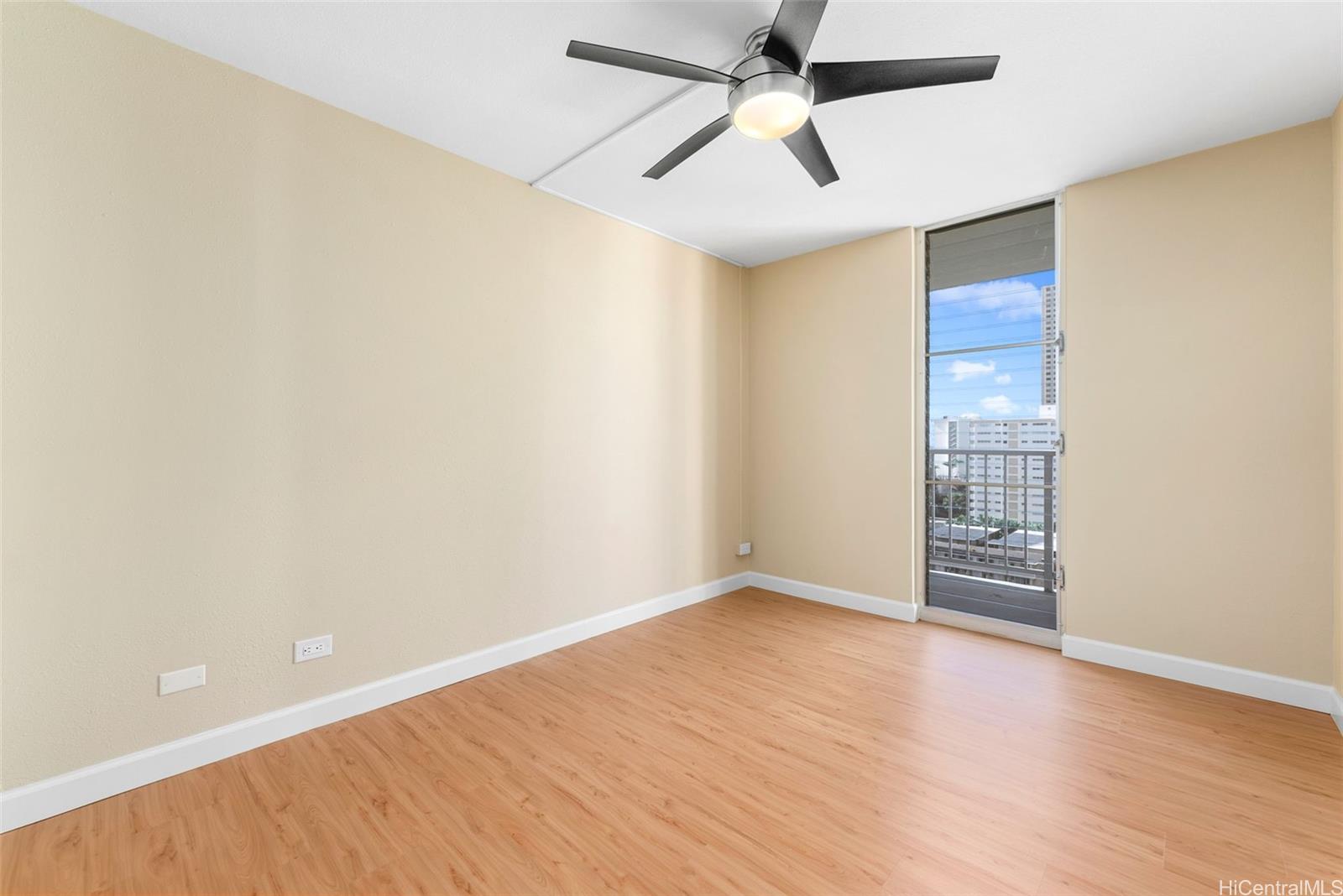 Waikiki Lanais condo # 1404, Honolulu, Hawaii - photo 8 of 20