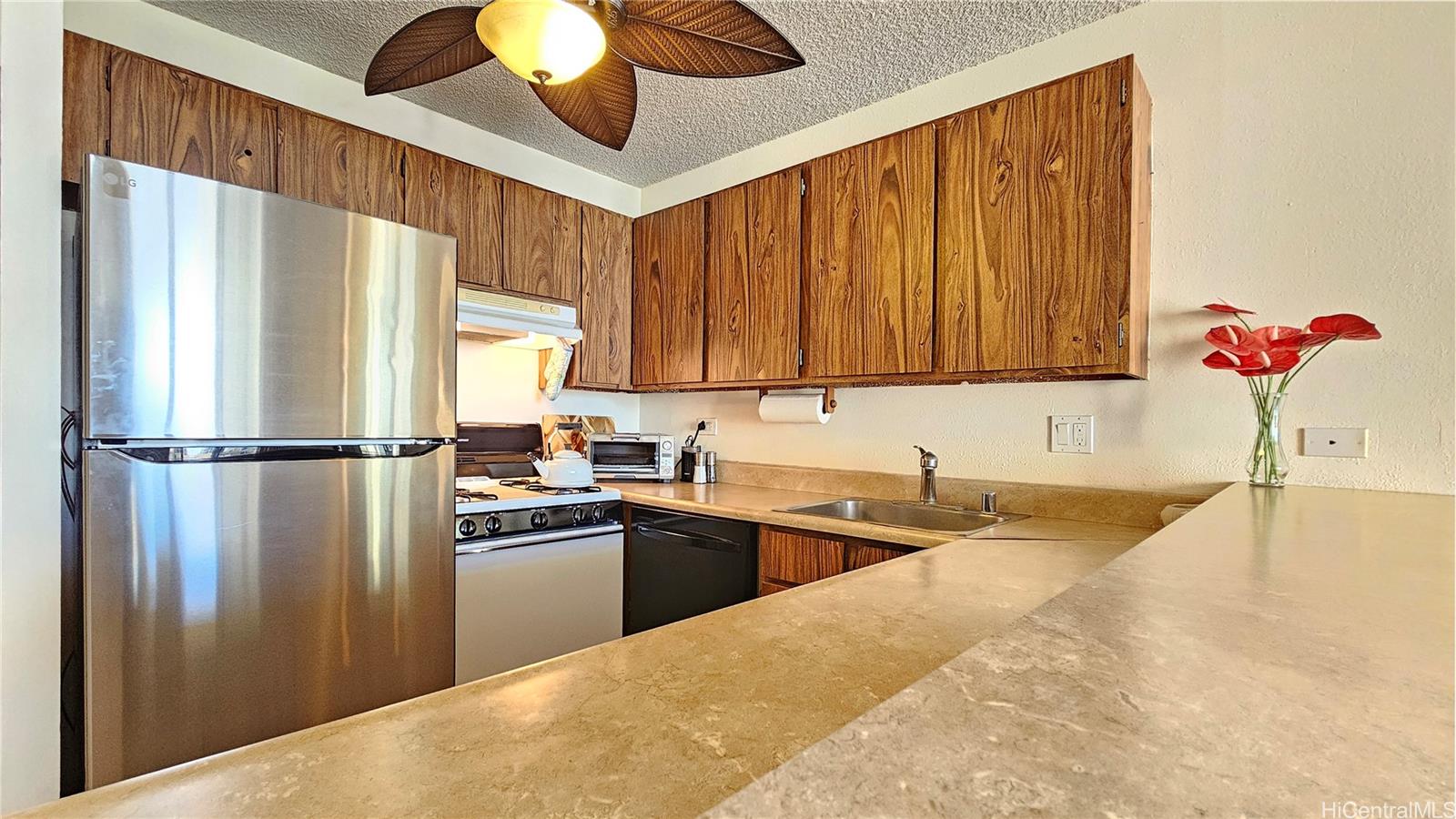 Waikiki Lanais condo # 1405, Honolulu, Hawaii - photo 9 of 24