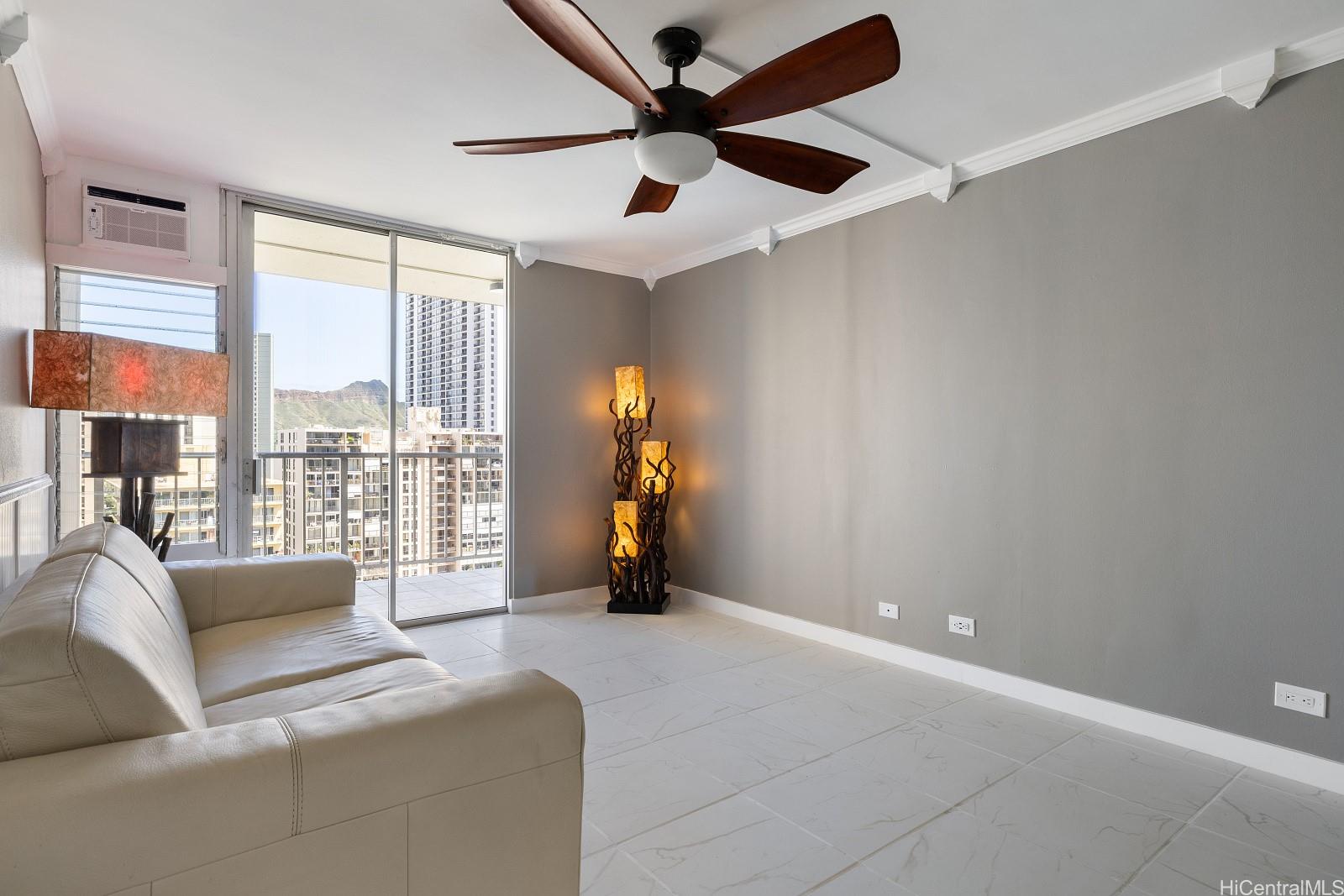Waikiki Lanais condo # 1610, Honolulu, Hawaii - photo 2 of 21