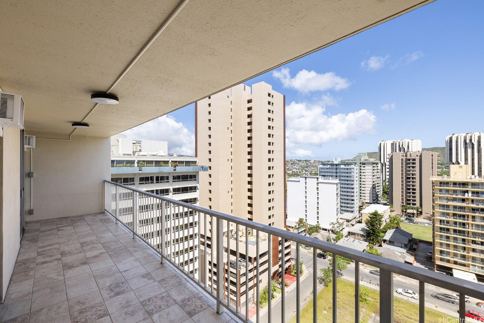 Waikiki Lanais condo # 1610, Honolulu, Hawaii - photo 13 of 21