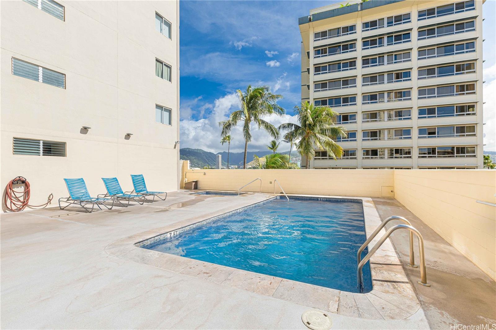 Waikiki Lanais condo # 1701, Honolulu, Hawaii - photo 19 of 25