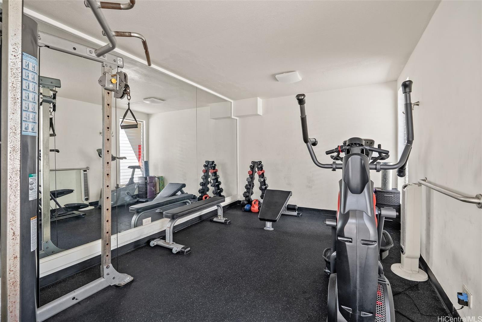 Waikiki Lanais condo # 904, Honolulu, Hawaii - photo 12 of 16