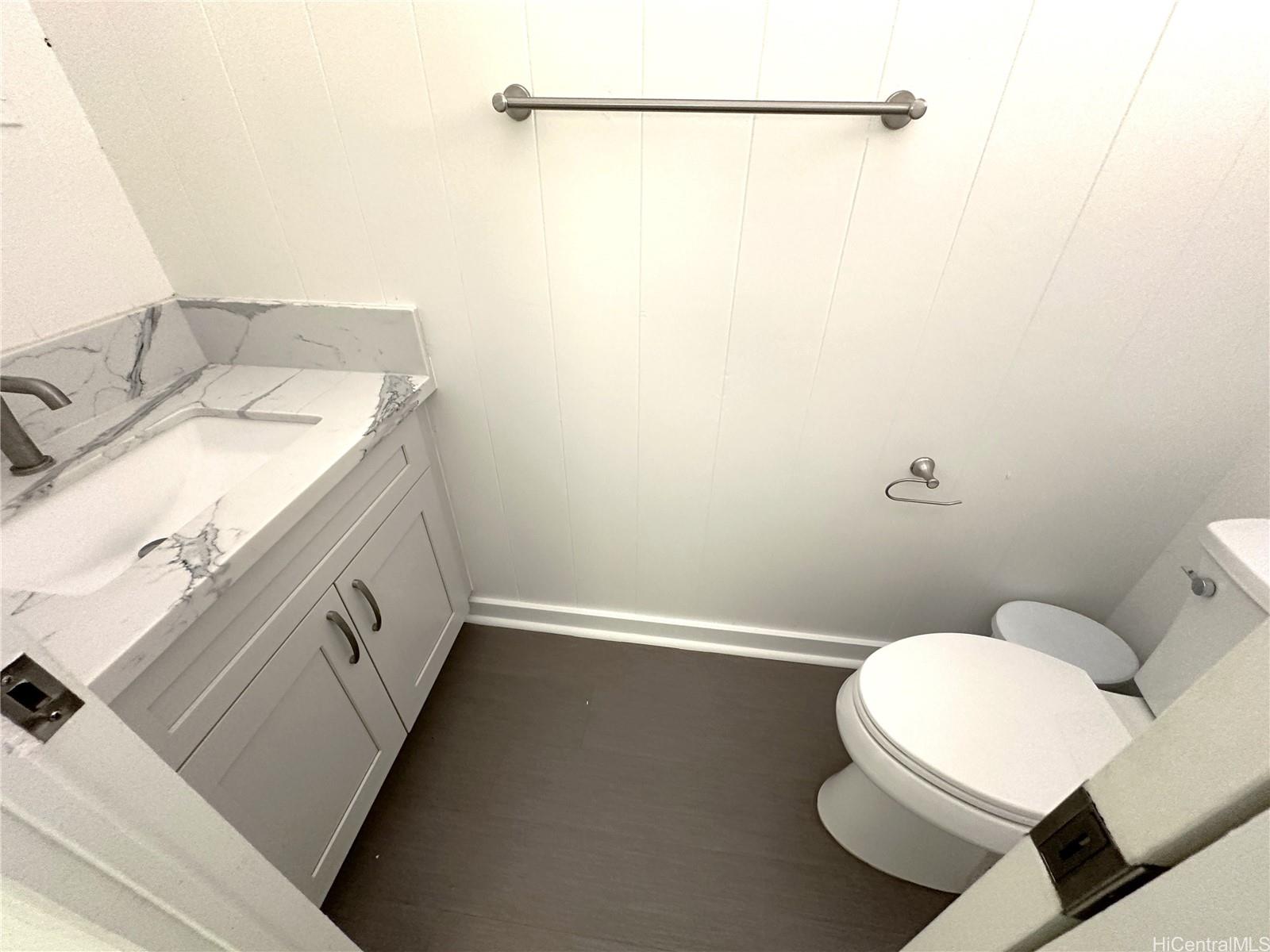 2454 Waolani Ave Honolulu - Rental - photo 22 of 25