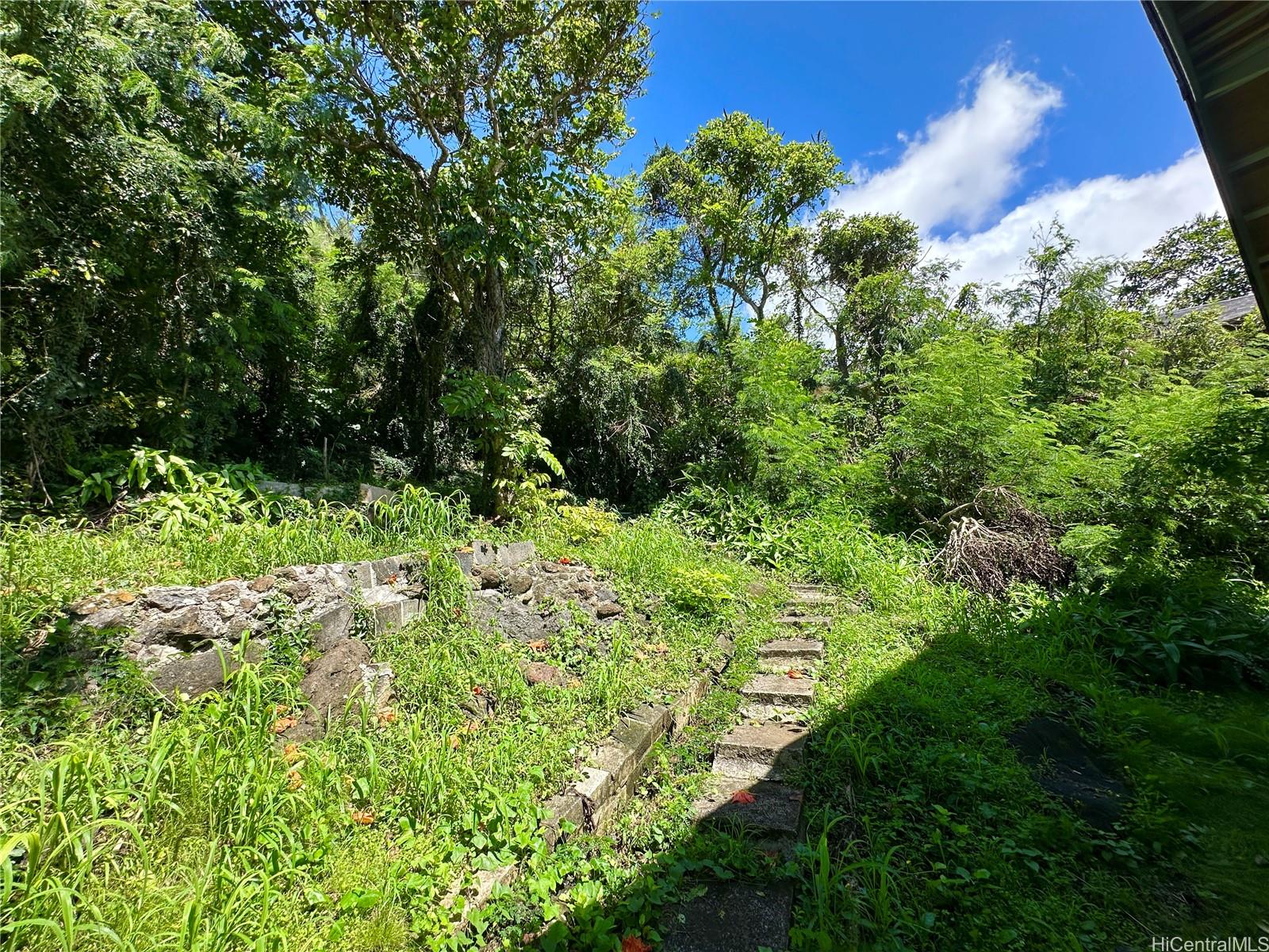 2454 Waolani Ave Honolulu - Rental - photo 25 of 25