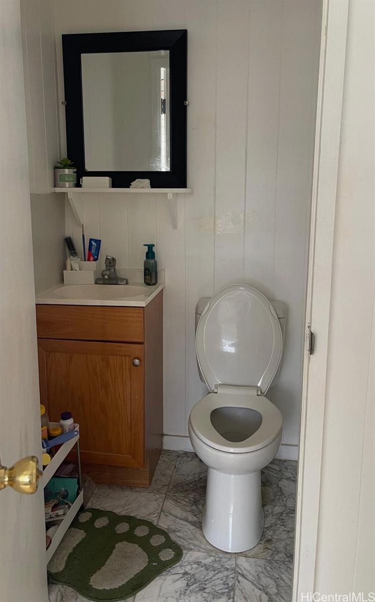 2456 Coyne St Honolulu - Rental - photo 10 of 13