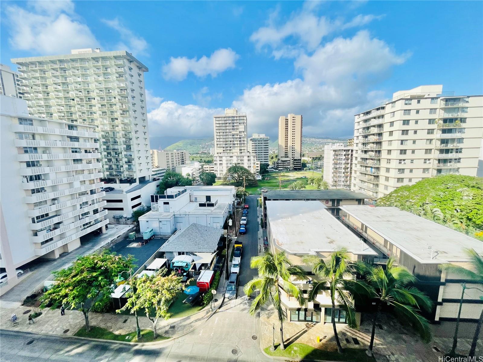 2463 Kuhio Ave Honolulu - Rental - photo 14 of 16