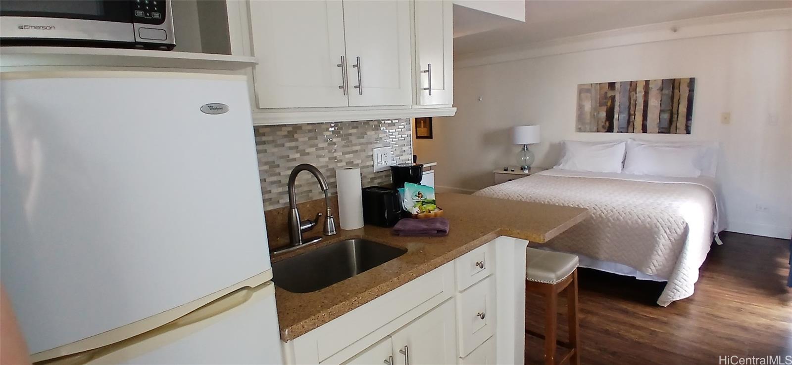 Kuhio Village 1 condo # 1009, Honolulu, Hawaii - photo 2 of 5