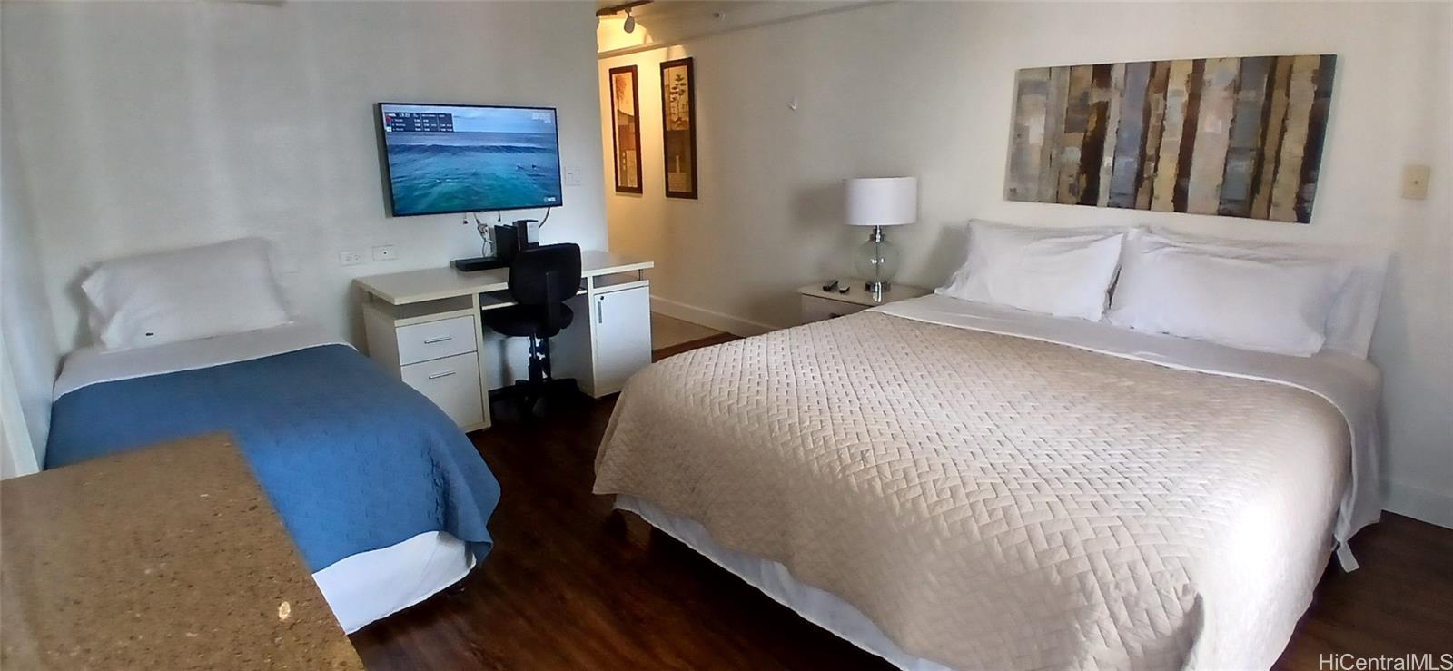 Kuhio Village 1 condo # 1009, Honolulu, Hawaii - photo 4 of 5