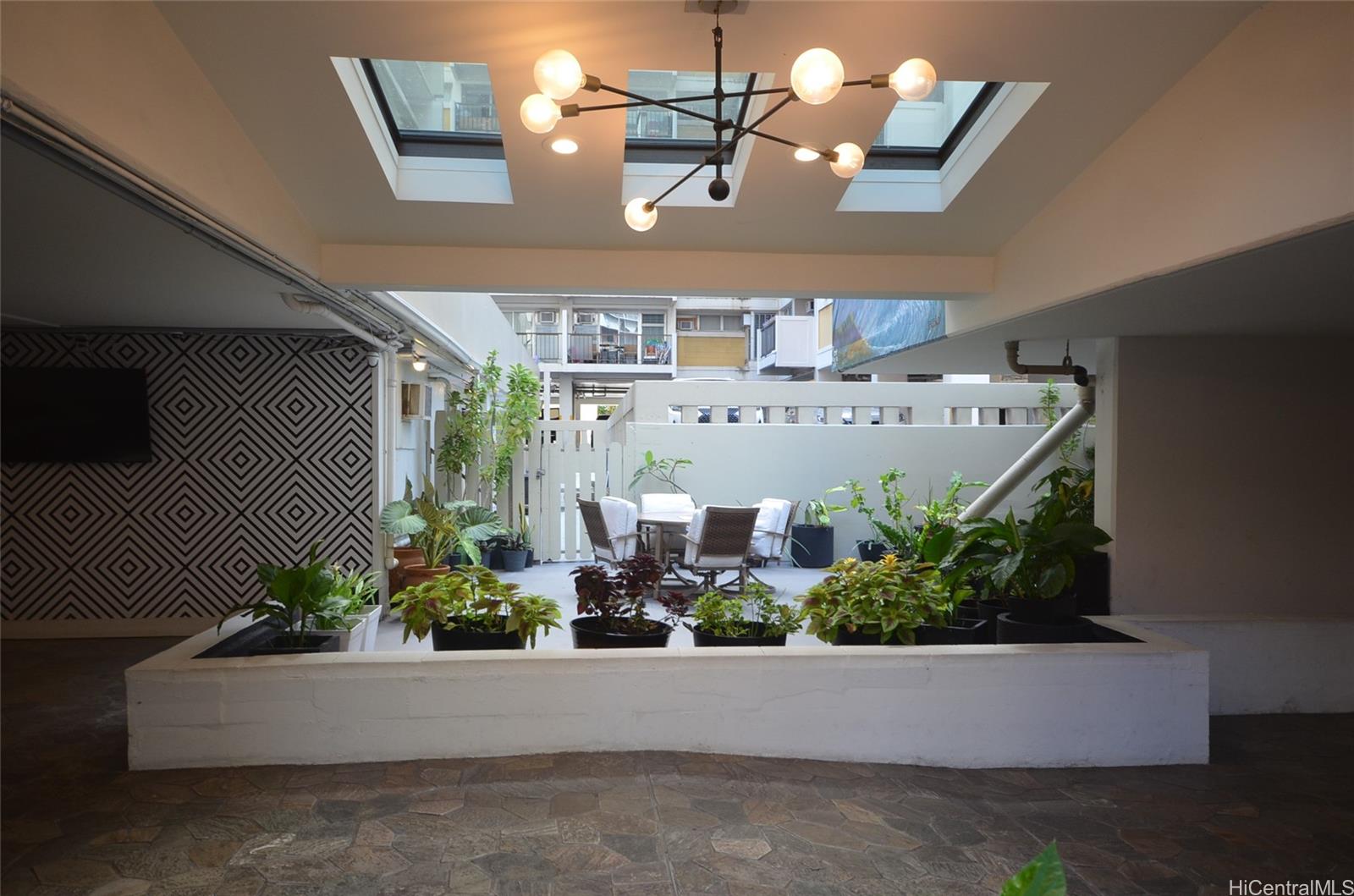 Kuhio Village 1 condo # 1009, Honolulu, Hawaii - photo 19 of 20