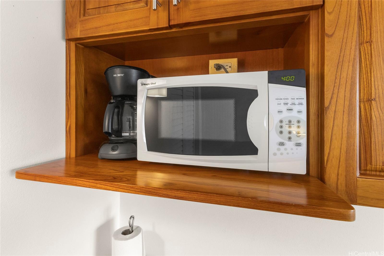 Kuhio Village 1 condo # 1010, Honolulu, Hawaii - photo 11 of 25