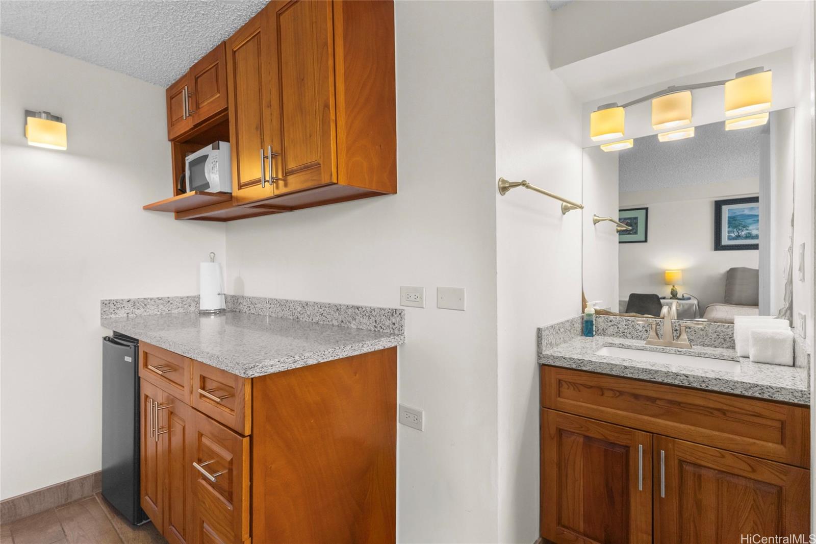 Kuhio Village 1 condo # 1010, Honolulu, Hawaii - photo 13 of 25