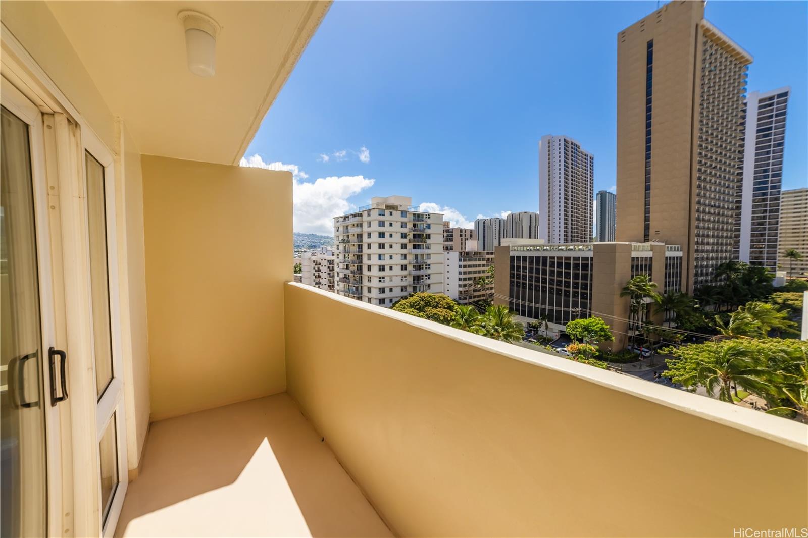 Kuhio Village 1 condo # 1102, Honolulu, Hawaii - photo 8 of 11