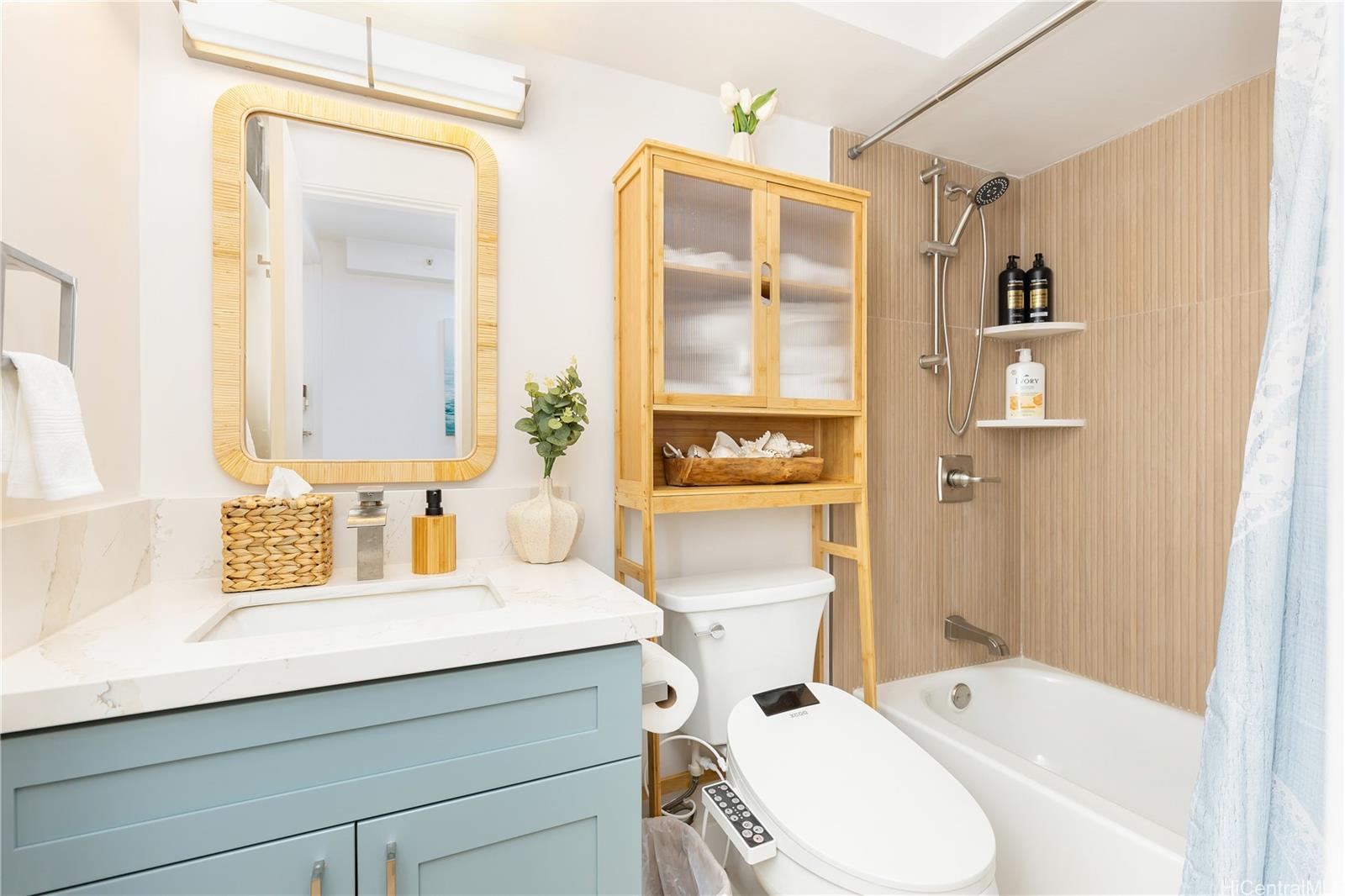 Kuhio Village 1 condo # 203, Honolulu, Hawaii - photo 12 of 21