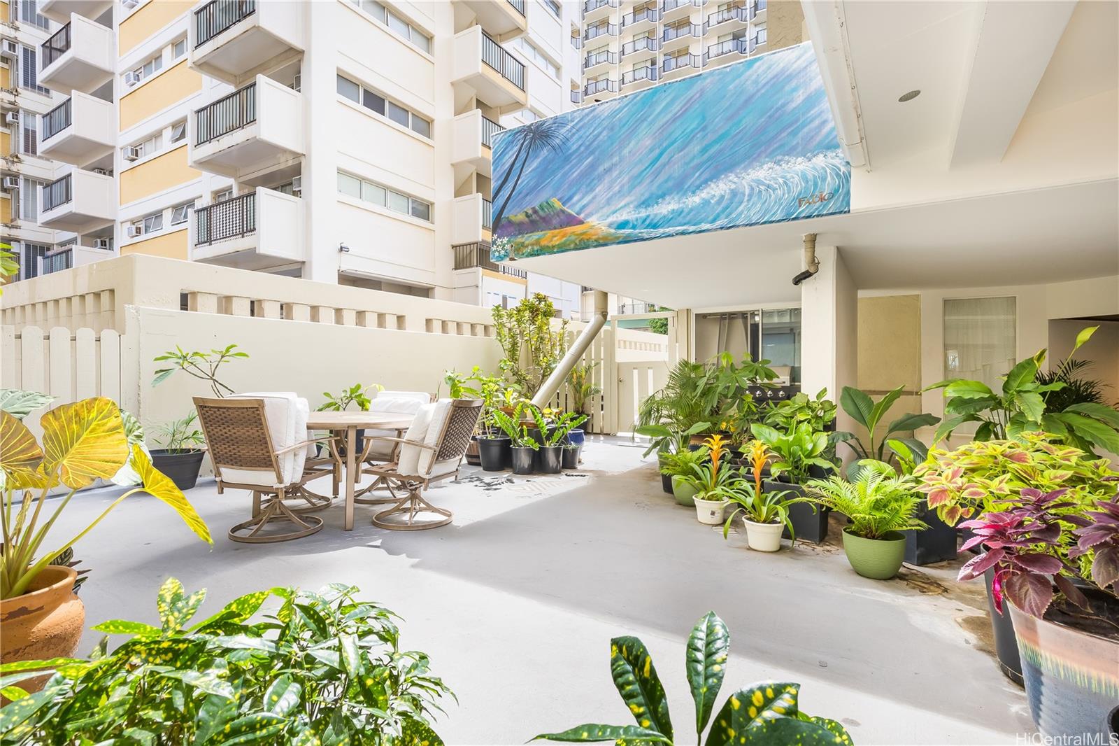 Kuhio Village 1 condo # 203, Honolulu, Hawaii - photo 17 of 21