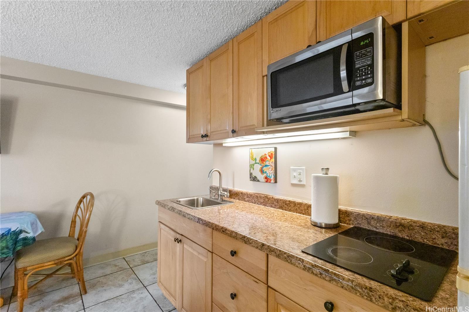 Kuhio Village 1 condo # 306, Honolulu, Hawaii - photo 7 of 23