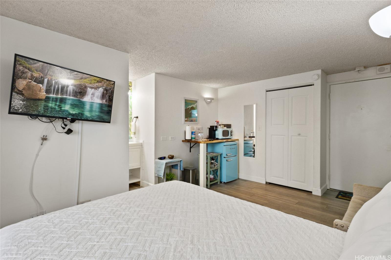 Kuhio Village 1 condo # 307, Honolulu, Hawaii - photo 2 of 25