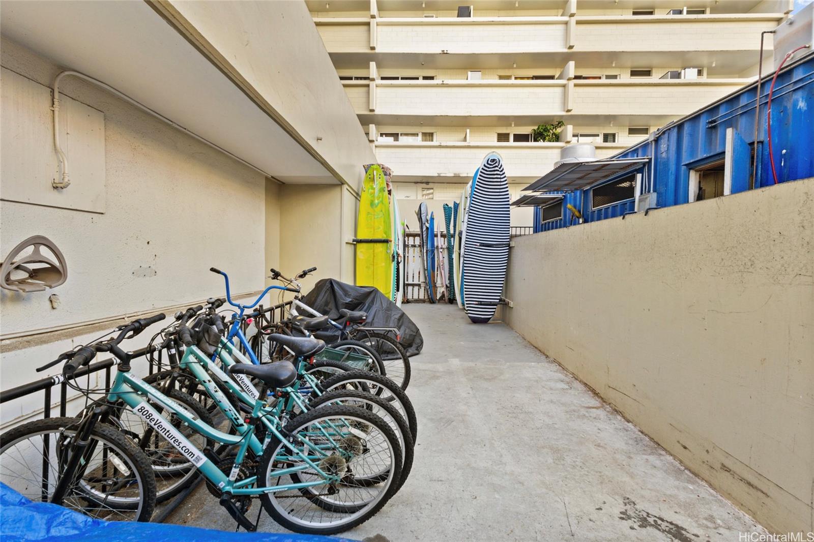 Kuhio Village 1 condo # 307, Honolulu, Hawaii - photo 22 of 25