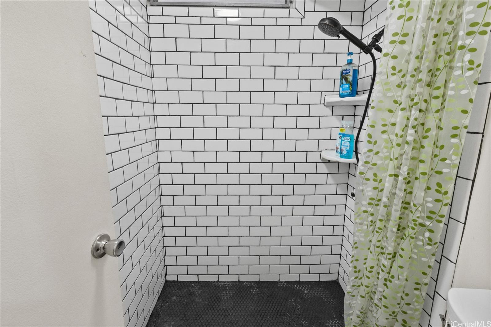 Kuhio Village 1 condo # 307, Honolulu, Hawaii - photo 8 of 25