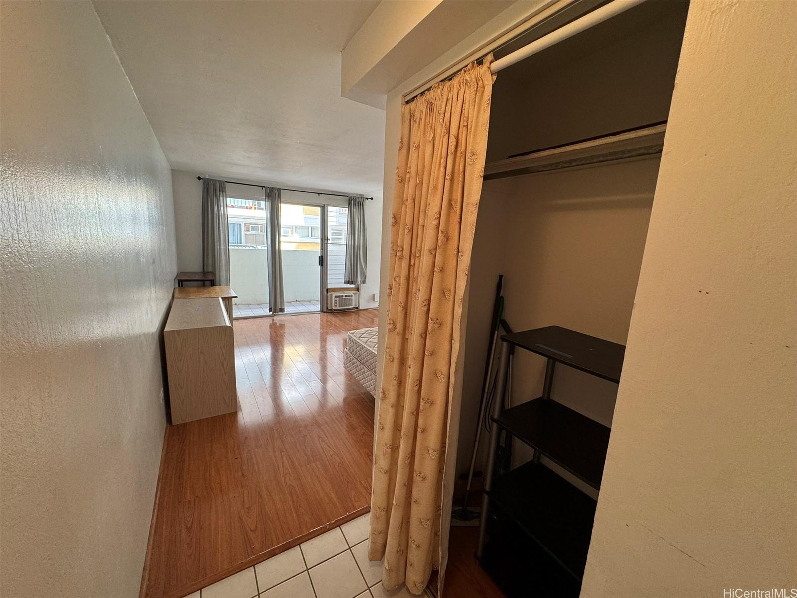 Kuhio Village 1 condo # 503, Honolulu, Hawaii - photo 19 of 25