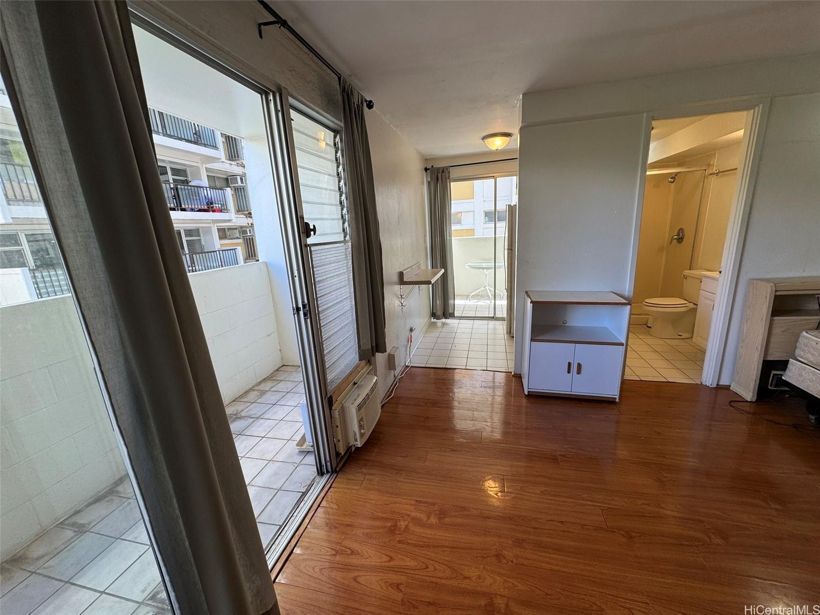 Kuhio Village 1 condo # 503, Honolulu, Hawaii - photo 5 of 25