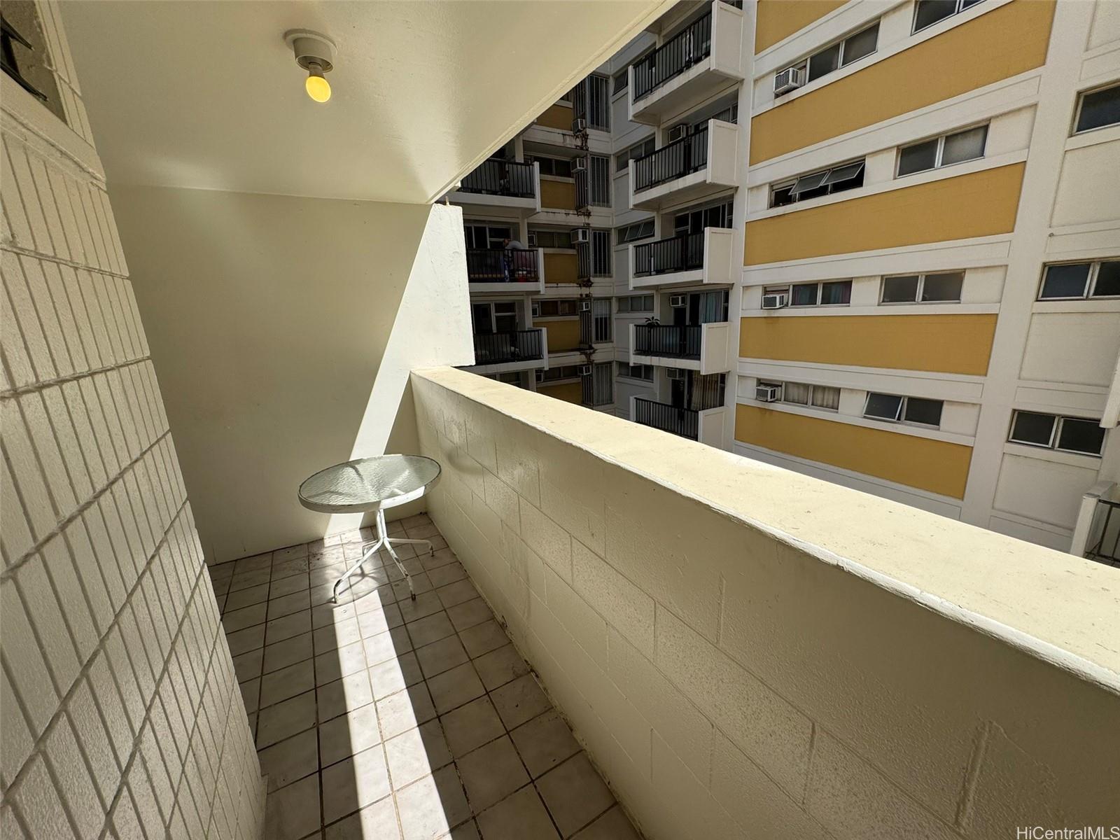 Kuhio Village 1 condo # 503, Honolulu, Hawaii - photo 7 of 25