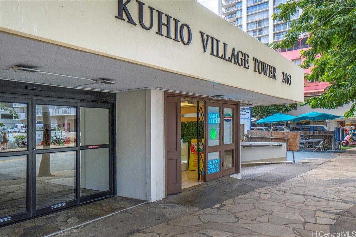 Kuhio Village 1 condo # 607, Honolulu, Hawaii - photo 14 of 17