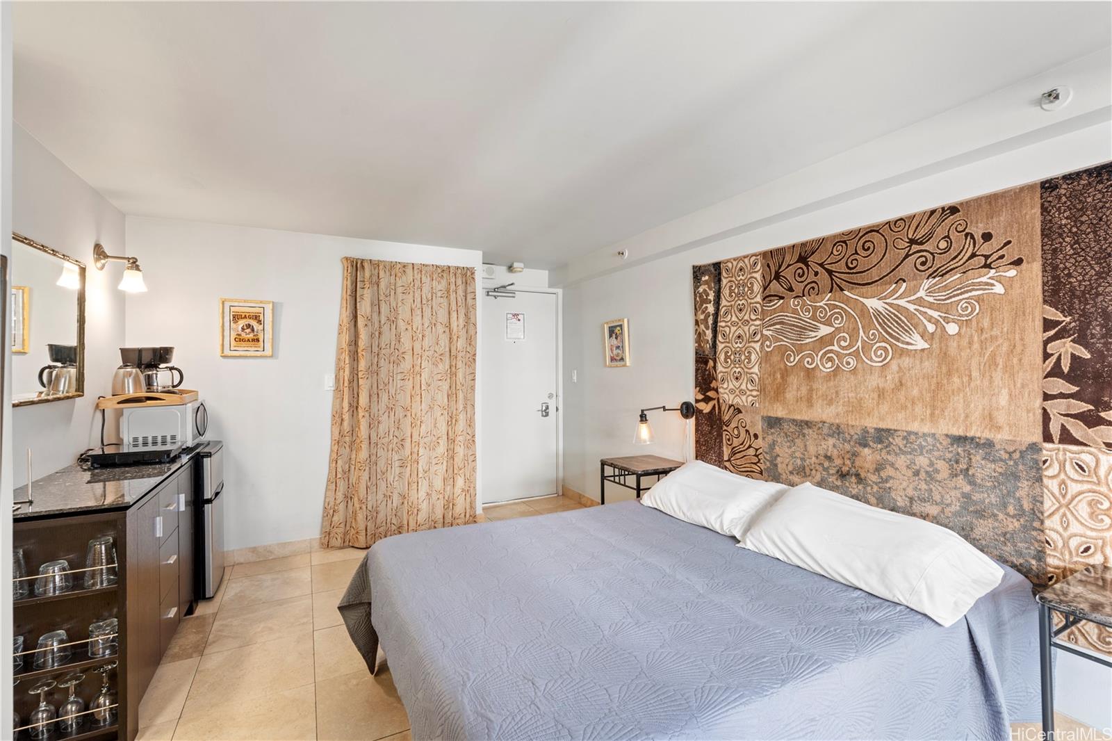 Kuhio Village 1 condo # 607, Honolulu, Hawaii - photo 2 of 14