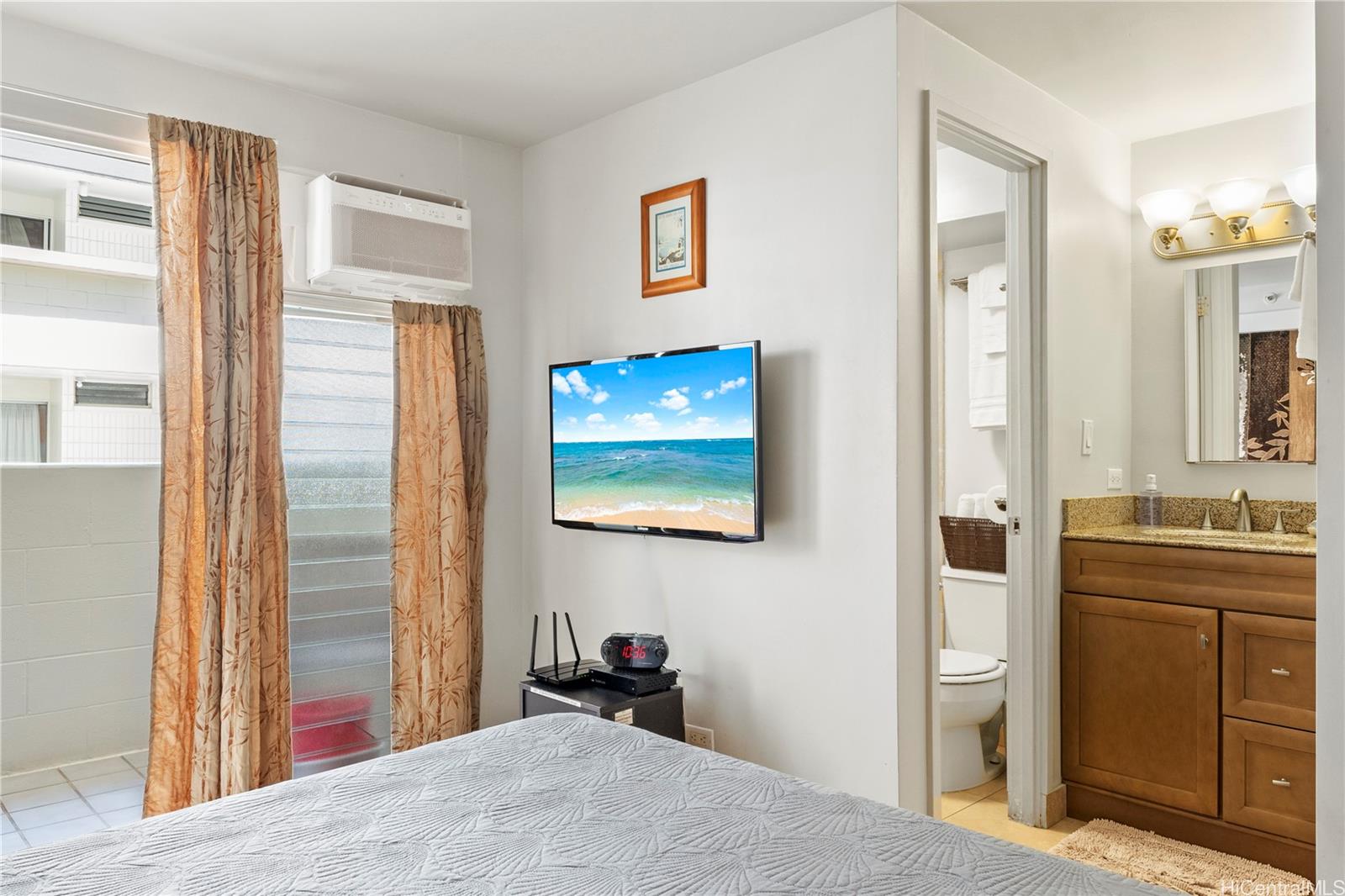 Kuhio Village 1 condo # 607, Honolulu, Hawaii - photo 6 of 14