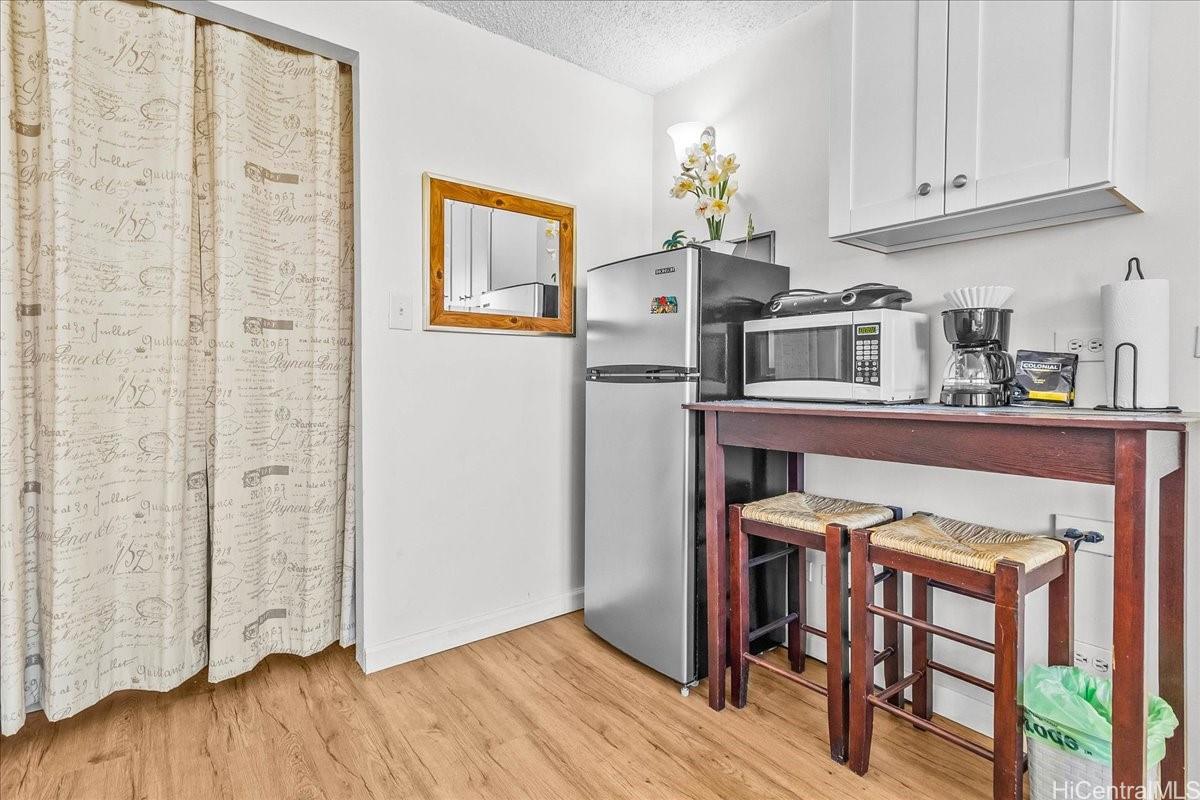 Kuhio Village 1 condo # 810, Honolulu, Hawaii - photo 8 of 16