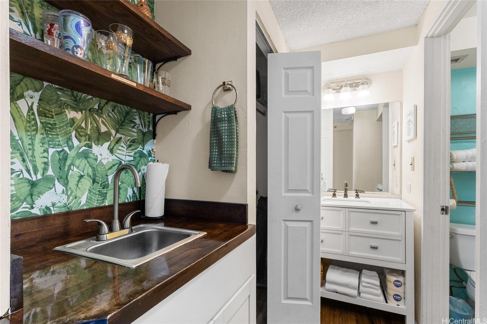 Kuhio Village 1 condo # 905, Honolulu, Hawaii - photo 13 of 25