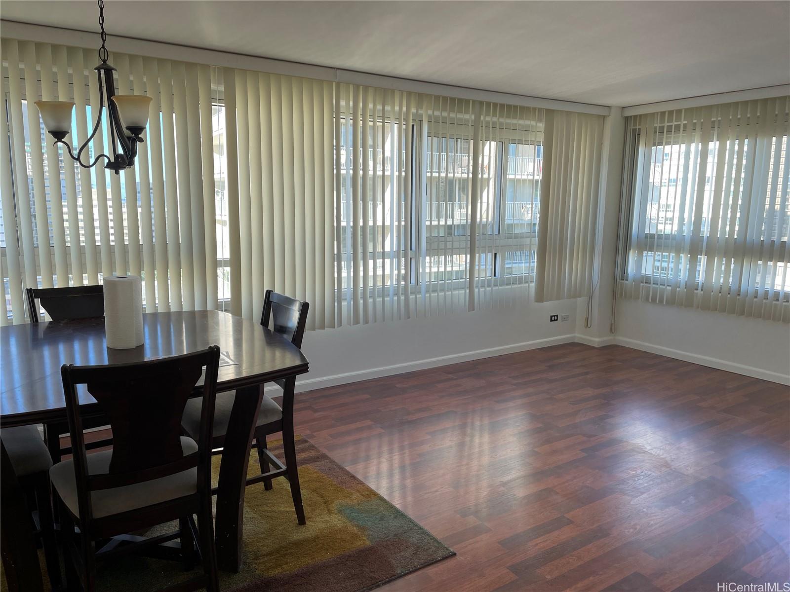 2465 Ala Wai Blvd Honolulu - Rental - photo 4 of 9