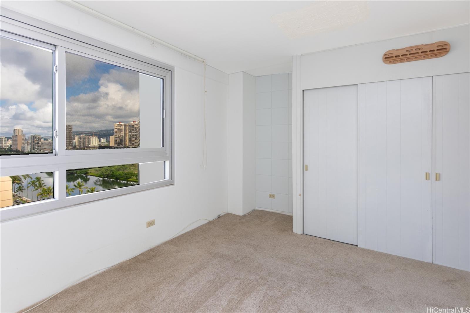 Fairway Manor condo # 1203, Honolulu, Hawaii - photo 13 of 25