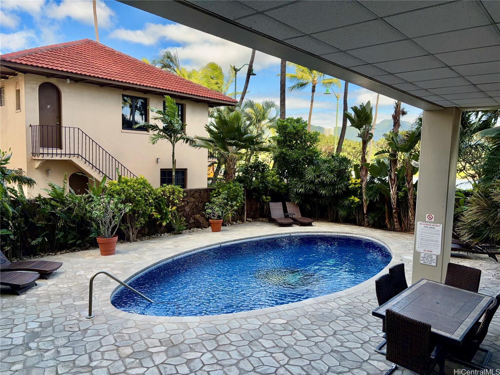 Fairway Manor condo # 903, Honolulu, Hawaii - photo 10 of 13