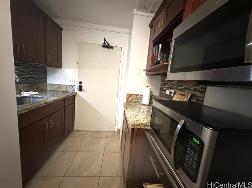 2465 Kuhio At Waikiki condo # 304, Honolulu, Hawaii - photo 13 of 25