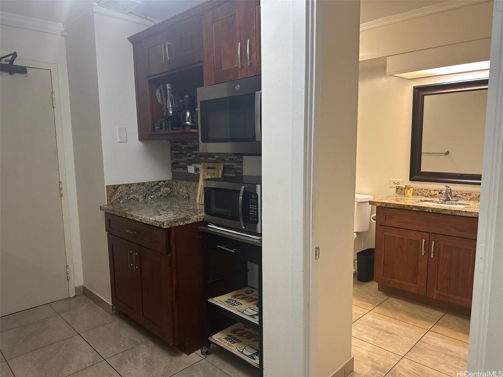 2465 Kuhio At Waikiki condo # 304, Honolulu, Hawaii - photo 15 of 25