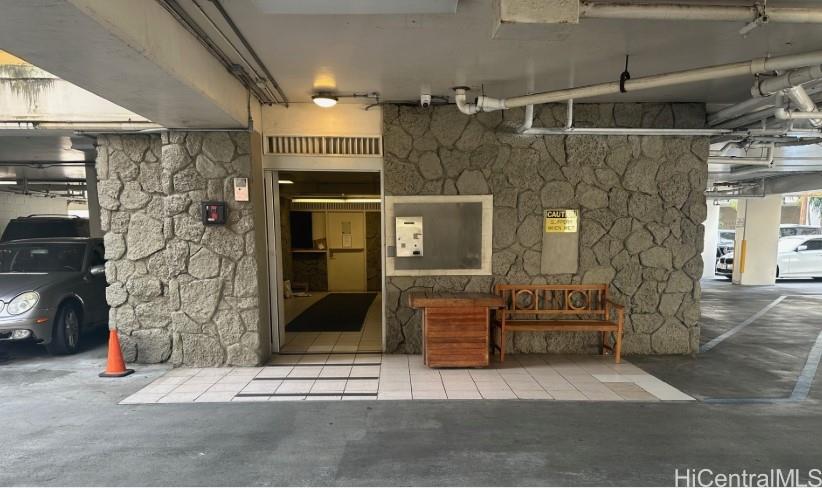 2465 Kuhio At Waikiki condo # 304, Honolulu, Hawaii - photo 20 of 25